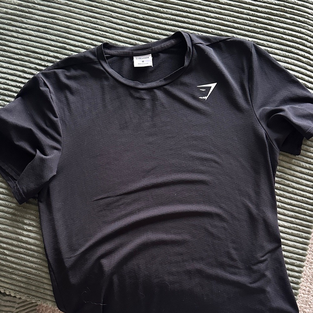 Gymshark men’s tshirt size medium